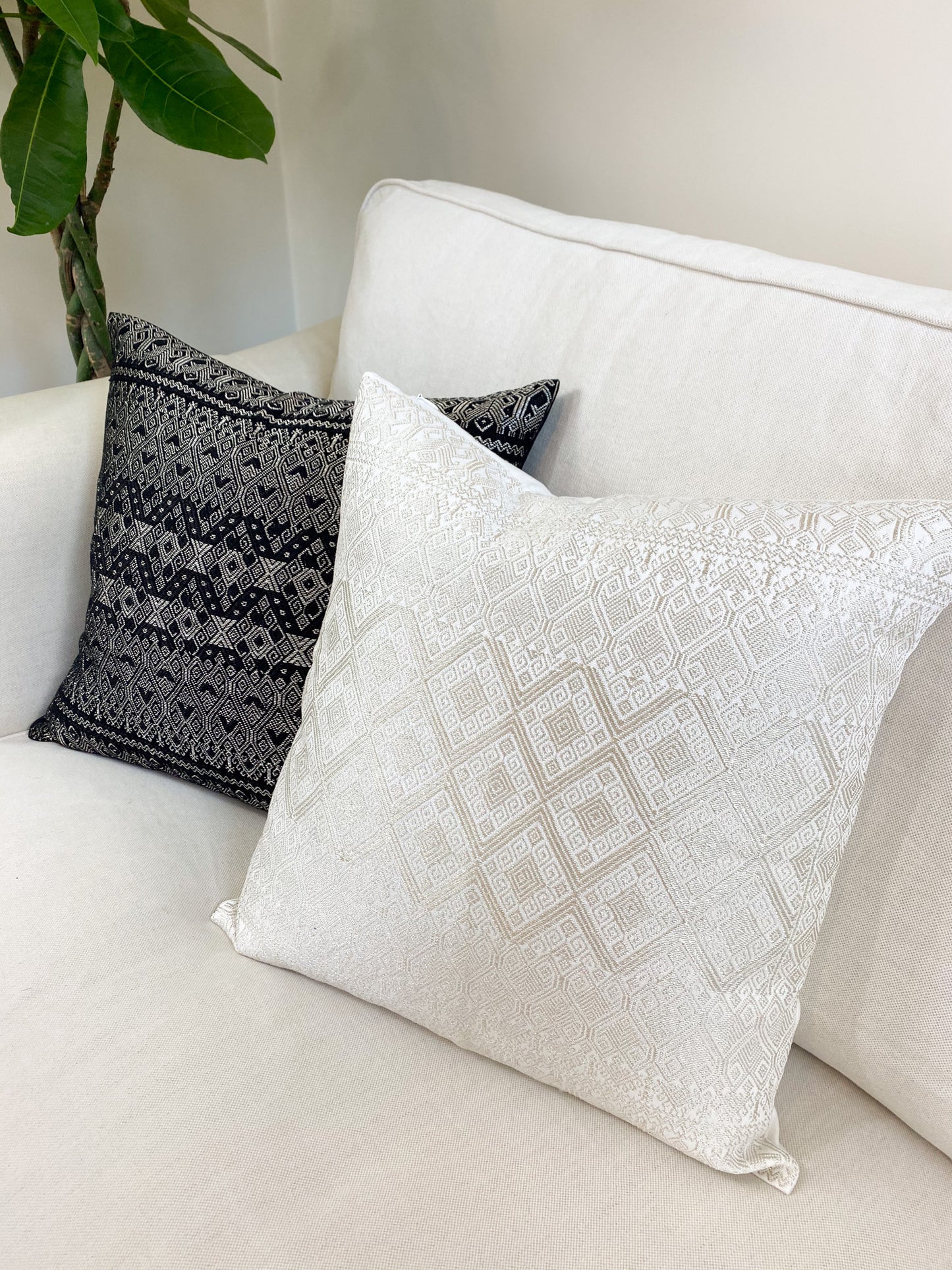 Elegant Silver Metallic Thread Diamond Brocade Chiapas Cushions Elevating Living Room Decor
