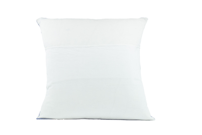 Backside of Maria Chiapas Cushion Single Color White, Showcasing a Folding Closure - Design in 100% Cotton.